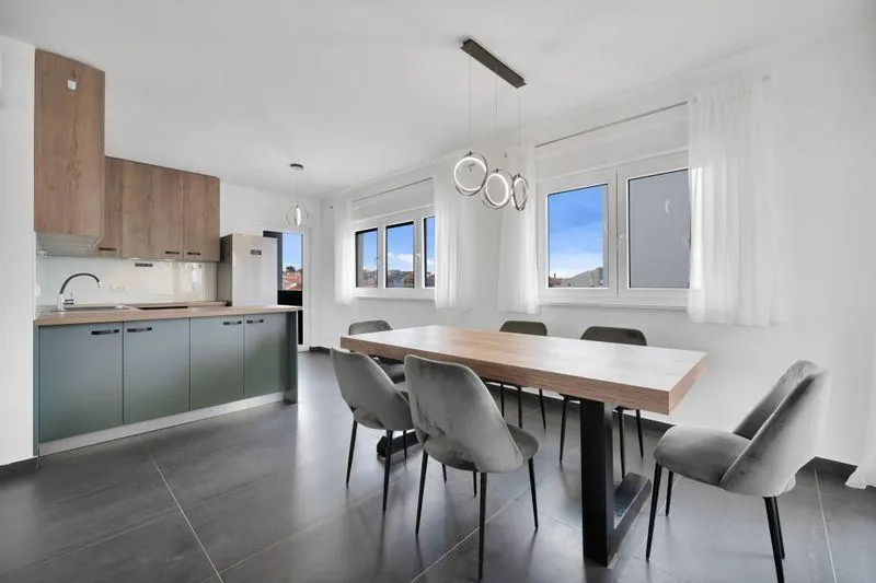 Listing Ad Image